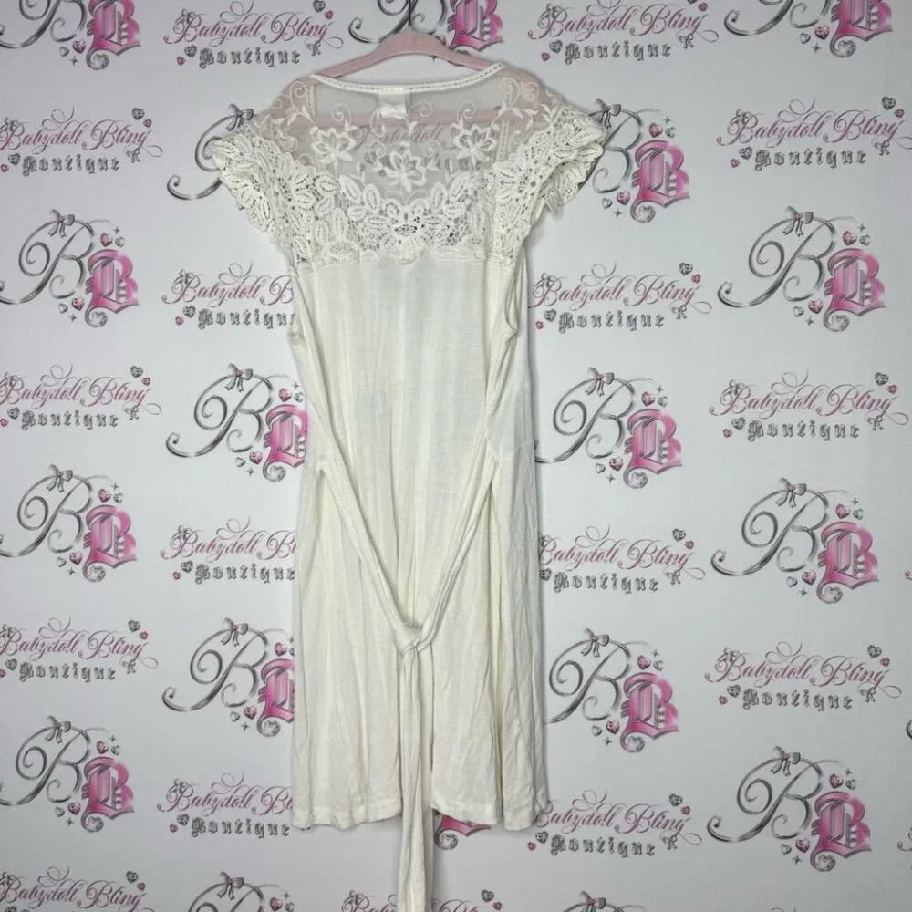 Suzy shier top lace white cream ribbon 🎀 tie up belt sexy cute boho angel